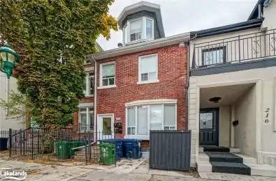 214 GERRARD Street Toronto C08 Ontario M5A 2E6