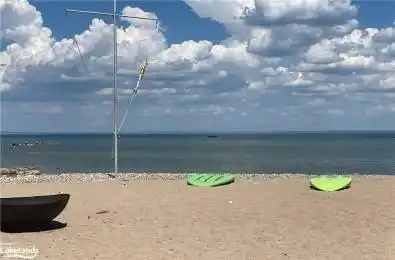 89 GEORGIAN MANOR Drive Collingwood Ontario L9Y 5P4