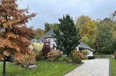 8 DAVID LOWREY Court Niagara-on-the-Lake Ontario L0S 1J1