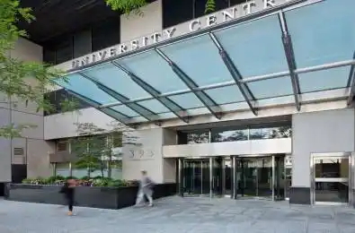 393 University Avenue Unit# 109 Toronto C01 Ontario M5G 2J5