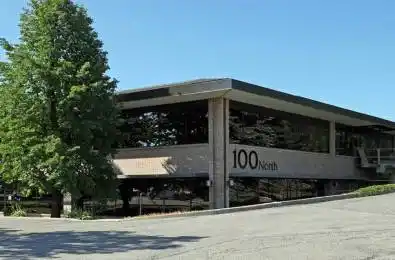 100 Renfrew Drive Unit# 270 Markham Ontario L3R 9R6