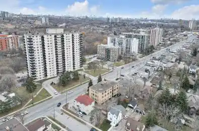 1844 Jane Street Toronto W04 Ontario M9N 2T4