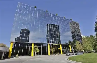 12 Concorde Place Unit# 202 Toronto C13 Ontario M3C 3N7