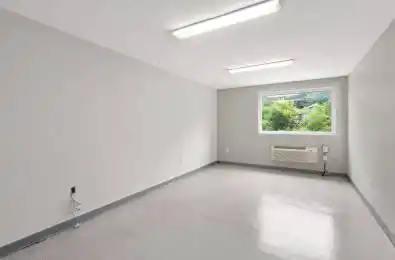 35 Bridge Street Unit# 213 Prince Edward County Ontario K0K 2T0