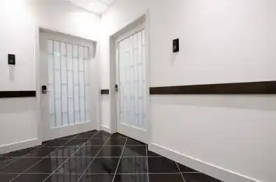 330 Hwy 7 N/A Unit# PH5B Richmond Hill Ontario L4B 3P8