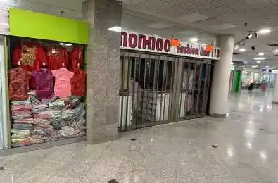 222 Spadina Avenue Unit# 113 Toronto C01 Ontario M5T 3B3