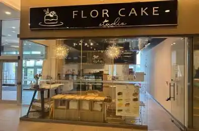 9390 woodbine Avenue Unit# 1CF6 Markham Ontario L6C 0M5