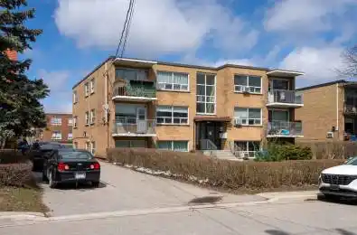 10 Fraserwood Avenue Toronto C04 Ontario M6B 2N4