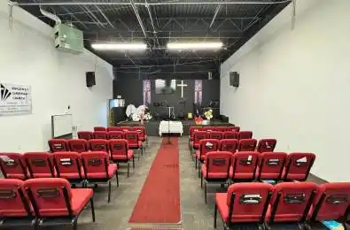 10 Malley Road Toronto E04 Ontario M1L 2E2