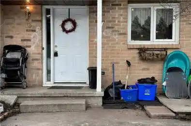 13 Coventry Crescent Kingston Ontario K7M 7S2