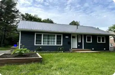 253 Maple Street Bracebridge Ontario P1L 1K3