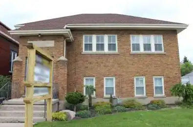 247 MAIN Street Southwest Middlesex Ontario N0L 1M0