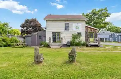 105 Market Street Norfolk Ontario N0A 1N0