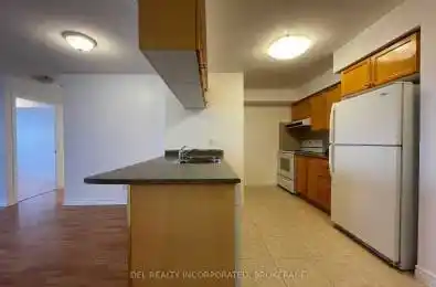 3888 Duke of York Boulevard Unit# 1722 Mississauga Ontario L5B 4M7