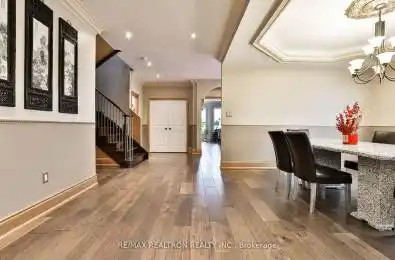 83 Elm Avenue Richmond Hill Ontario L4C 6K8