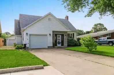 26 Grand Avenue Chatham-Kent Ontario N8A 4J9