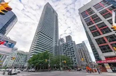 300 Front Street Unit# 1811 Toronto C01 Ontario M5V 0E9
