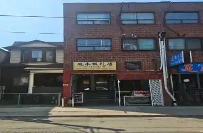 669 Gerrard Street Toronto E01 Ontario M4M 1Y2