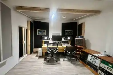 105 Brockhouse Road Toronto W06 Ontario M8W 2W8