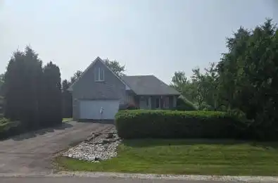4335 Bluepoint Drive Plympton-Wyoming Ontario N0N 1J6