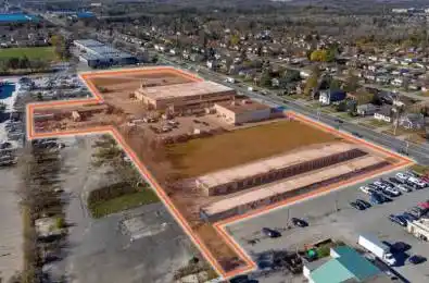 0,43,79 Taunton Road Oshawa Ontario L1G 7B4