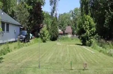 714 Chestnut Street Innisfil Ontario L9S 2H8