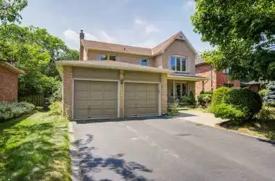520 Blenheim Crescent Oakville Ontario L6J 6P3