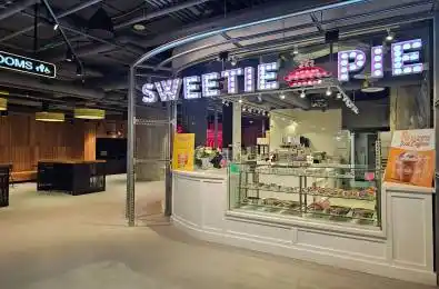 486 Front Street Toronto C01 Ontario M5V 0V2