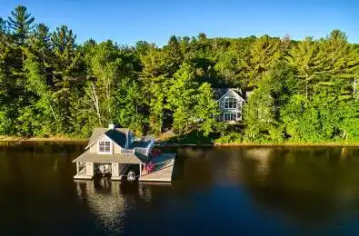 624 Muskoka Road 10 N/A Huntsville Ontario P0B 1L0