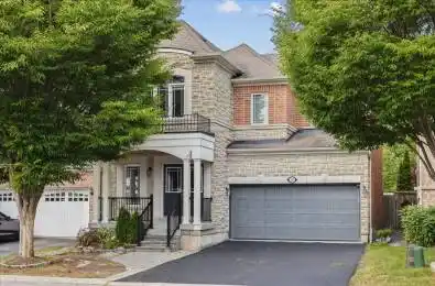 28 Barden Crescent Ajax Ontario L1Z 2A9
