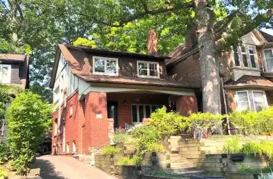 39 Thome Crescent Toronto C02 Ontario M6H 2S6