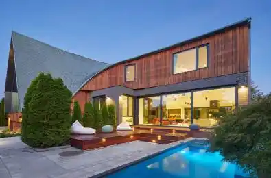 108 Stratford Crescent Toronto C12 Ontario M4N 1C6