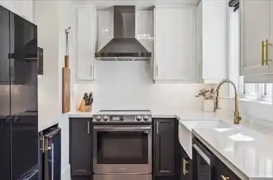 105 Kayla Crescent Unit# 14 Vaughan Ontario L6A 4W3