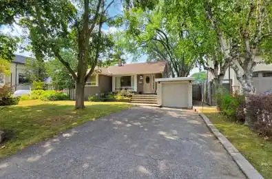 30 Paperbirch Drive Toronto C13 Ontario M3C 2E7