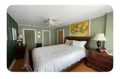 14 Oakfield Drive Toronto W07 Ontario M8Y 1N7