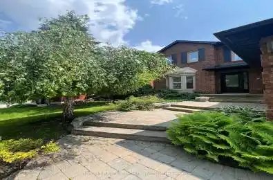 9 Chadburn Crescent Aurora Ontario L4G 4T4