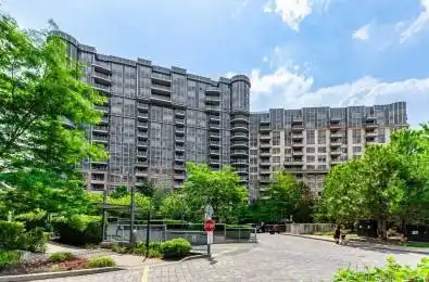 23 Cox Boulevard Unit# 1685 Markham Ontario L3R 7Z9
