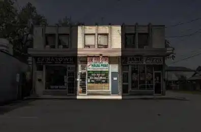 1792 Jane Street Toronto W04 Ontario M9N 2T2