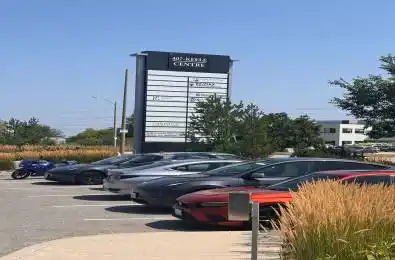 10 Great Gulf Drive Unit# 212 Vaughan Ontario L4K 0K7