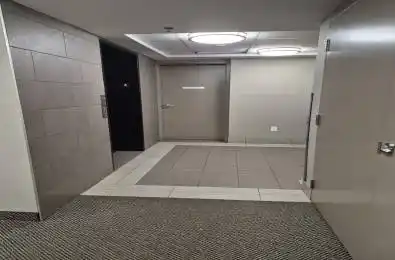 70 Baycliffe Crescent Unit# 404 Brampton Ontario L7A 0Z5