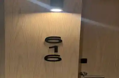 9 Croham Road Unit# 616 Toronto W04 Ontario M6E 0B3