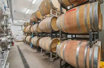 3751 King Street Lincoln Ontario L0R 2C0