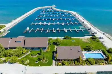 373 MARINERS Way Collingwood Ontario L9Y 5C7