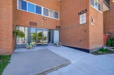 1455 Williamsport Drive Unit# 325 Mississauga Ontario L4X 2T5