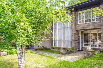 15 Ridelle Avenue Toronto C04 Ontario M6B 1H5