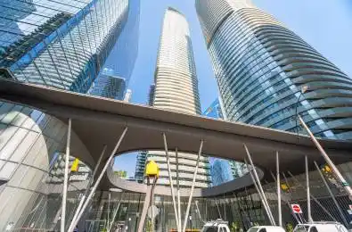 12 York Street Unit# 804 Toronto C01 Ontario M5J 0A9