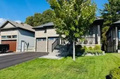 27 Autumn Grove Quinte West Ontario K8V 0G9