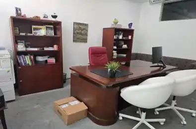 5 Holland Street Bradford West Gwillimbury Ontario L3Z 2A8