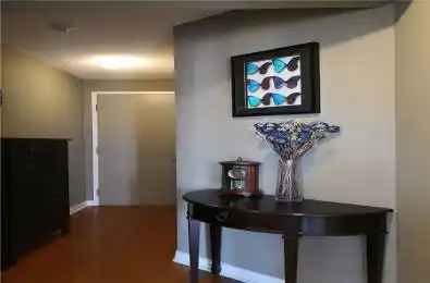 763 Bay Street Unit# 2202 Toronto C01 Ontario M5G 2R3