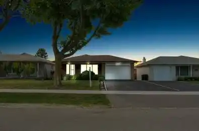 304 La Rose Avenue Toronto W09 Ontario M9P 1B9